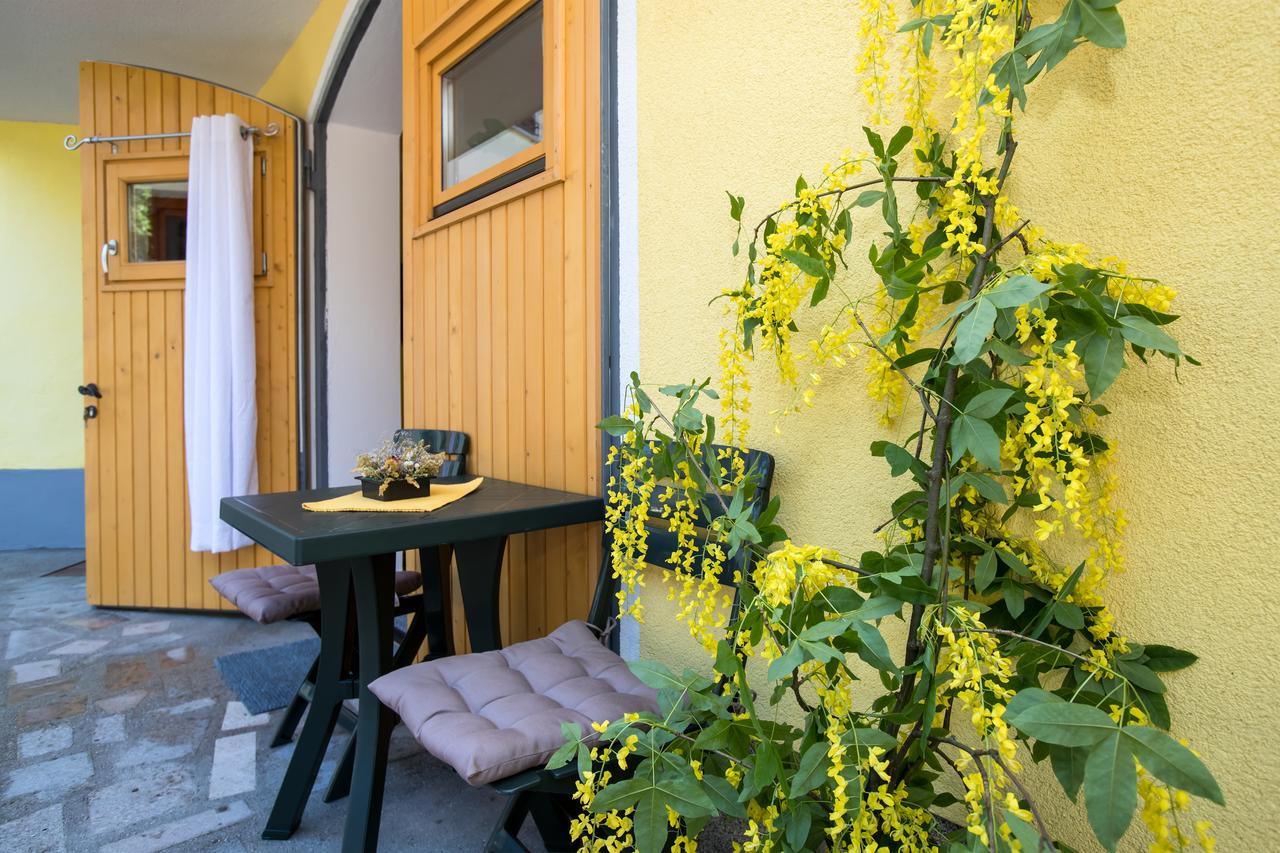 Farmhouse Pri Miklavu Bohinj Luaran gambar