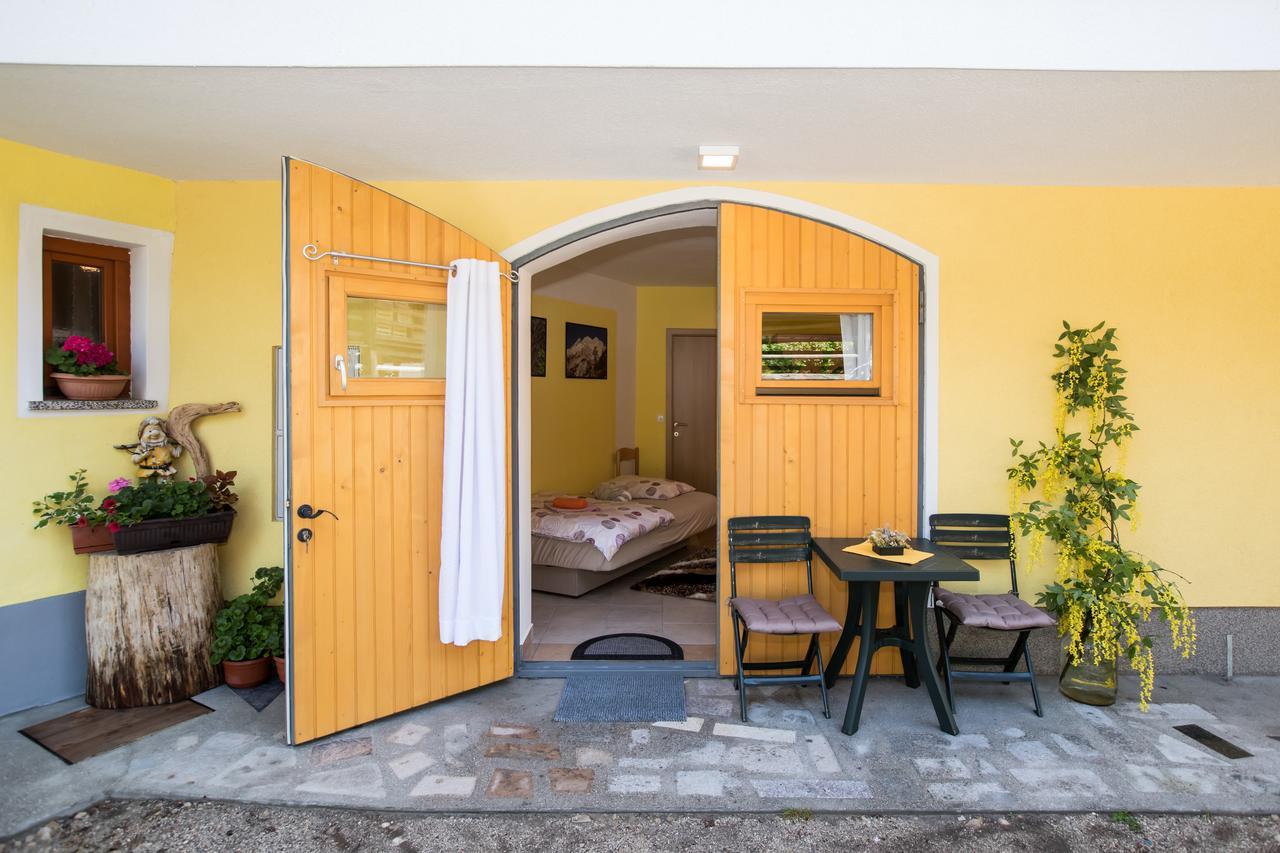 Farmhouse Pri Miklavu Bohinj Luaran gambar